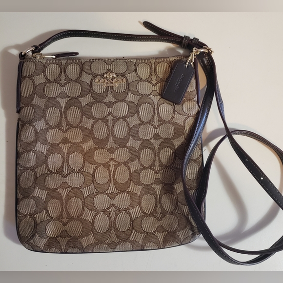 coach file crossbody in signature canvas
